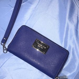 Michael Kors Wristlet/Wallet